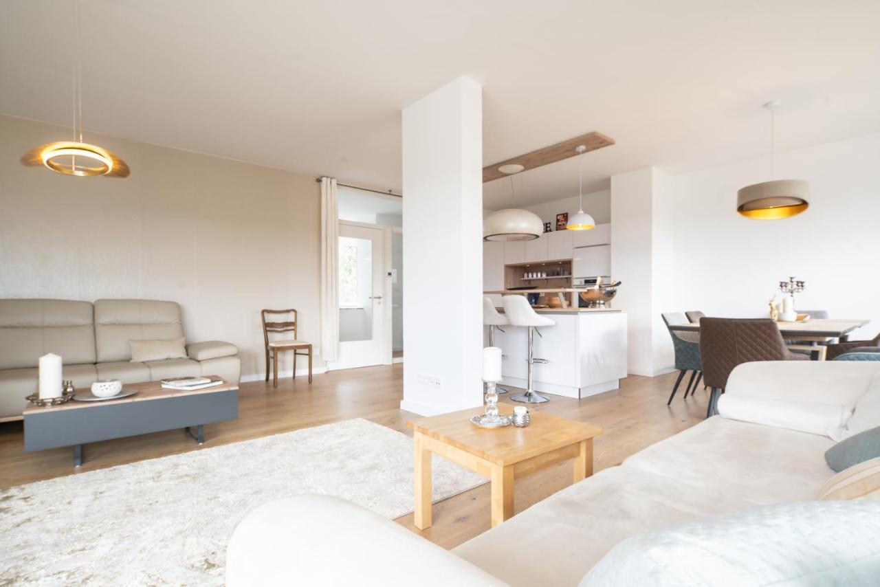 Gaestezimmer In Dresden Mit Dach-Terrasse, Wohnbereich Und Kueche公寓 外观 照片